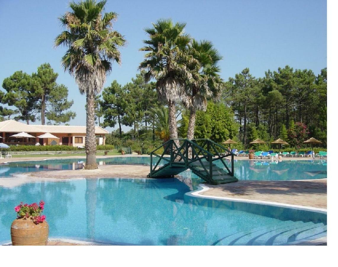 Aroeira Pine Tree Gardens Surf & Golf Villa Charneca de Caparica Exterior foto